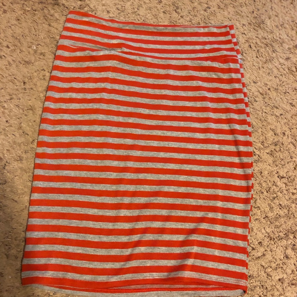 LuLaRoe Cassie skirt